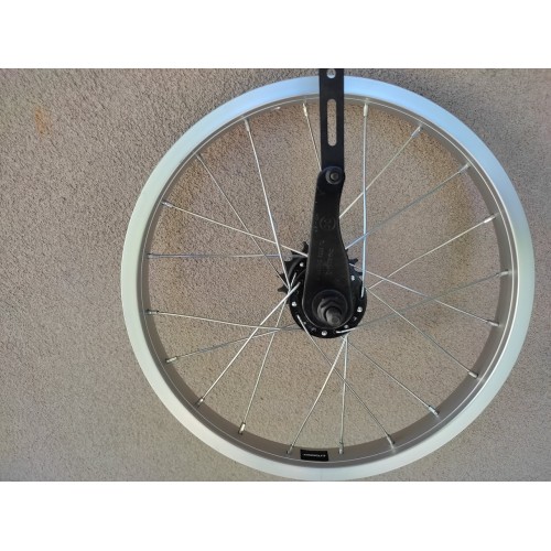 задна алуминиева капла CROSSER 16 цола задна алуминиева капла CROSSER 16 цола